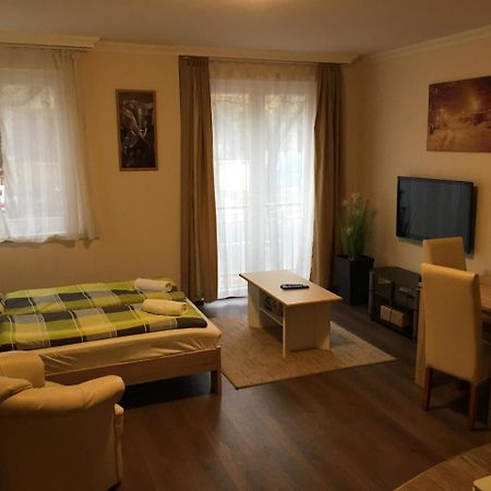 My Home Apartman Hajduszoboszlo Exterior photo